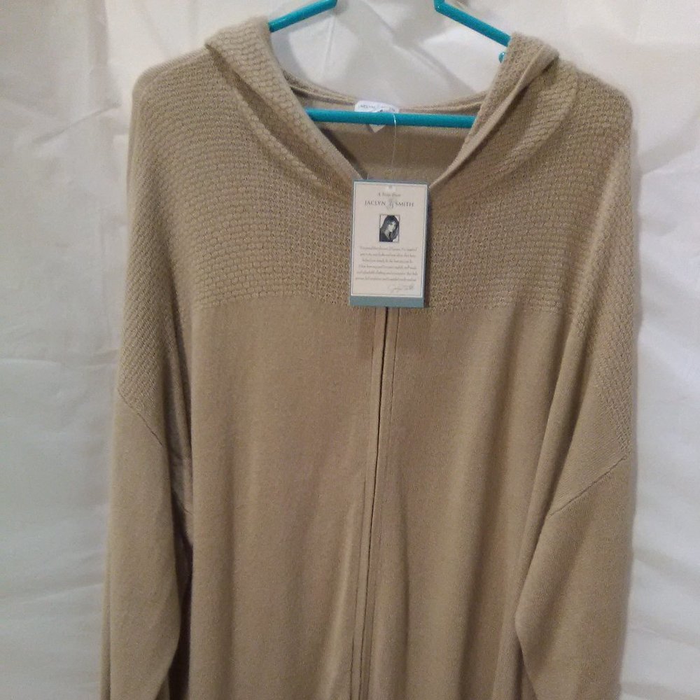 Jaclyn Smith Long Sleeve Hoodie Zip Up Sweater Color Tan Size XXL ( NWT )